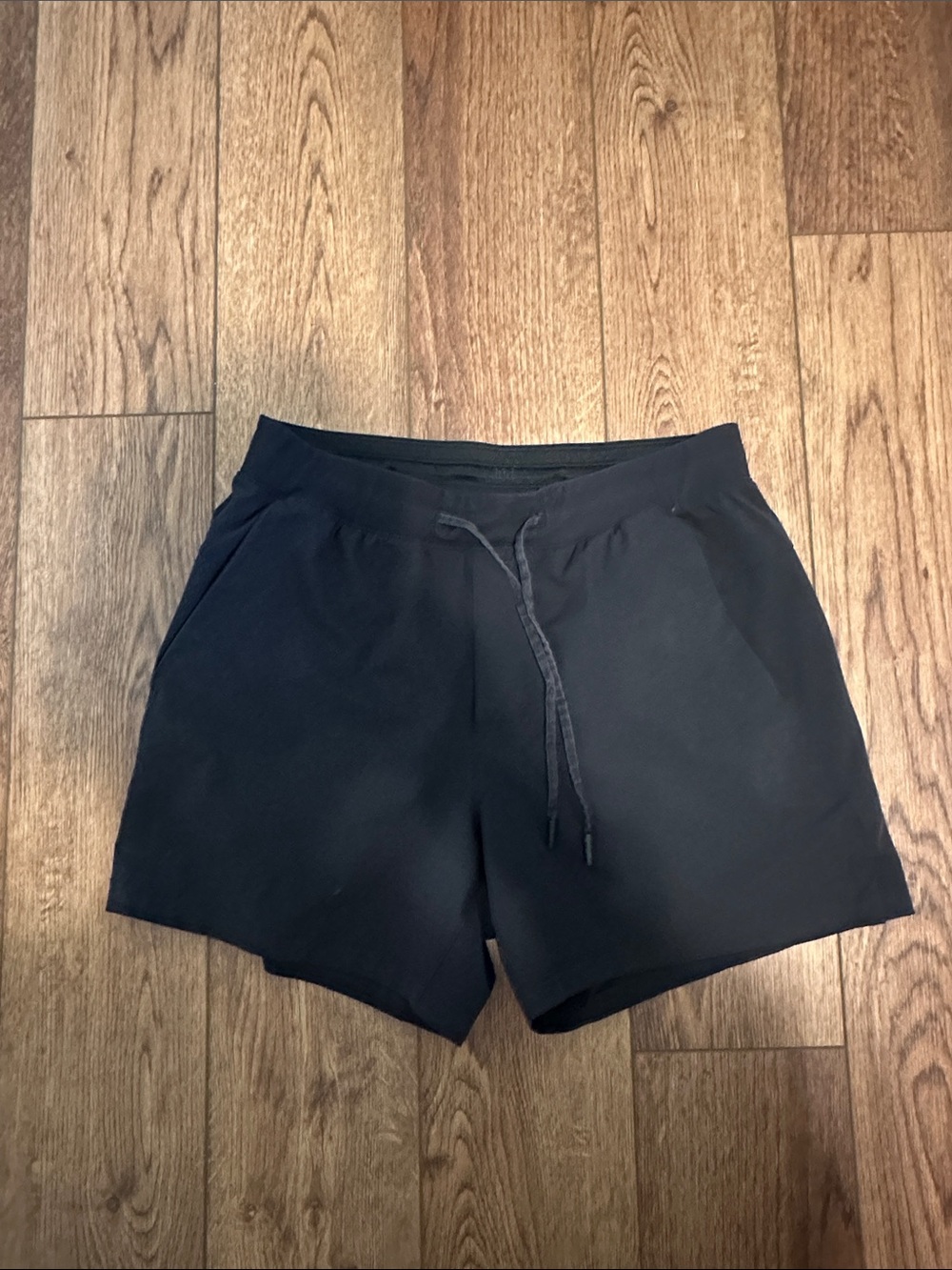 lululemon athletica Men's Black Athletic Drawstring Shorts